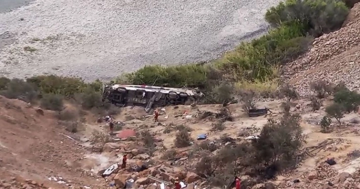 Најмалку 21 лице загина во автобуска несреќа на Зеленортските Острови