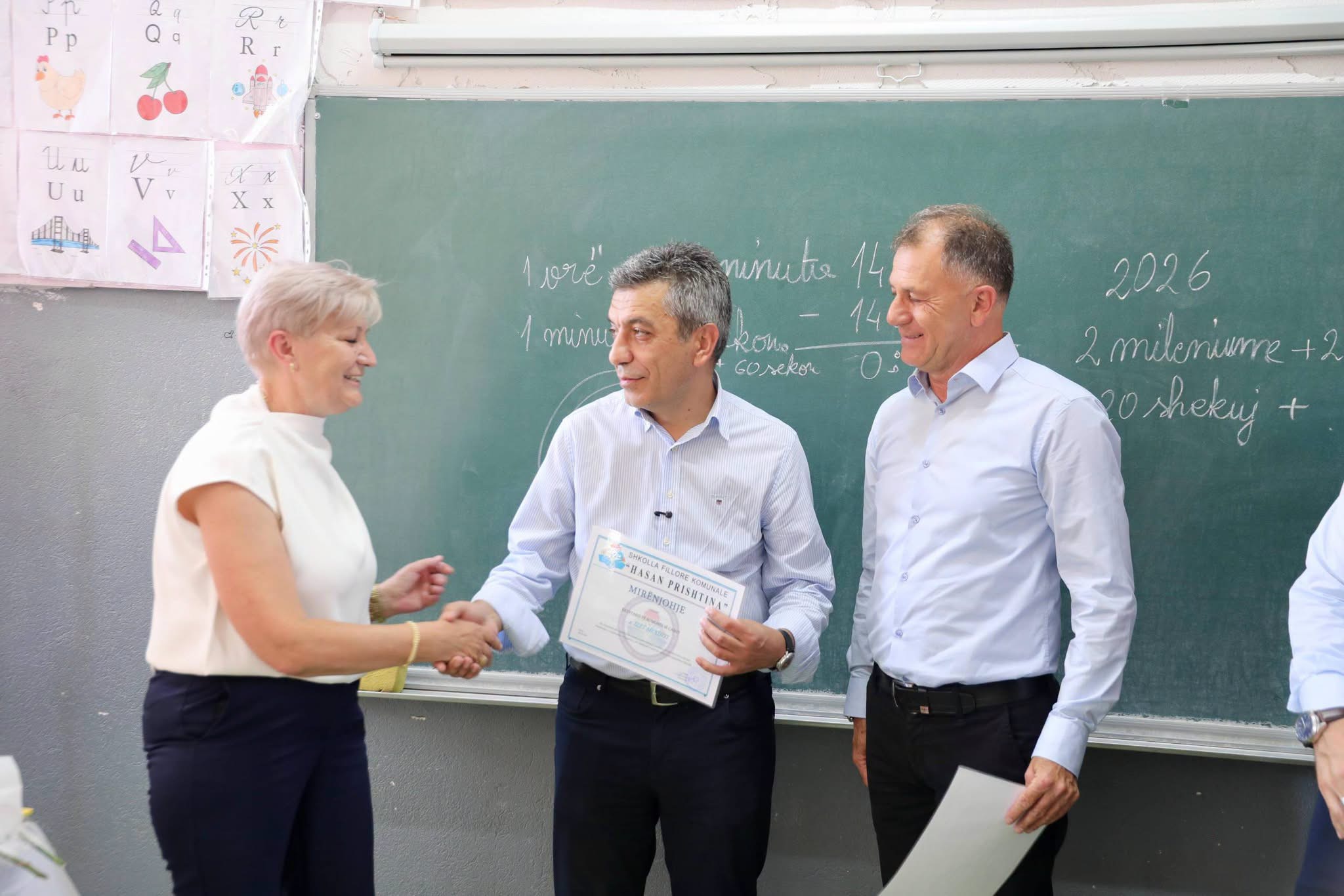 Меџити: За една година обновивме 60% од инвентарот во основните училишта во Чаир